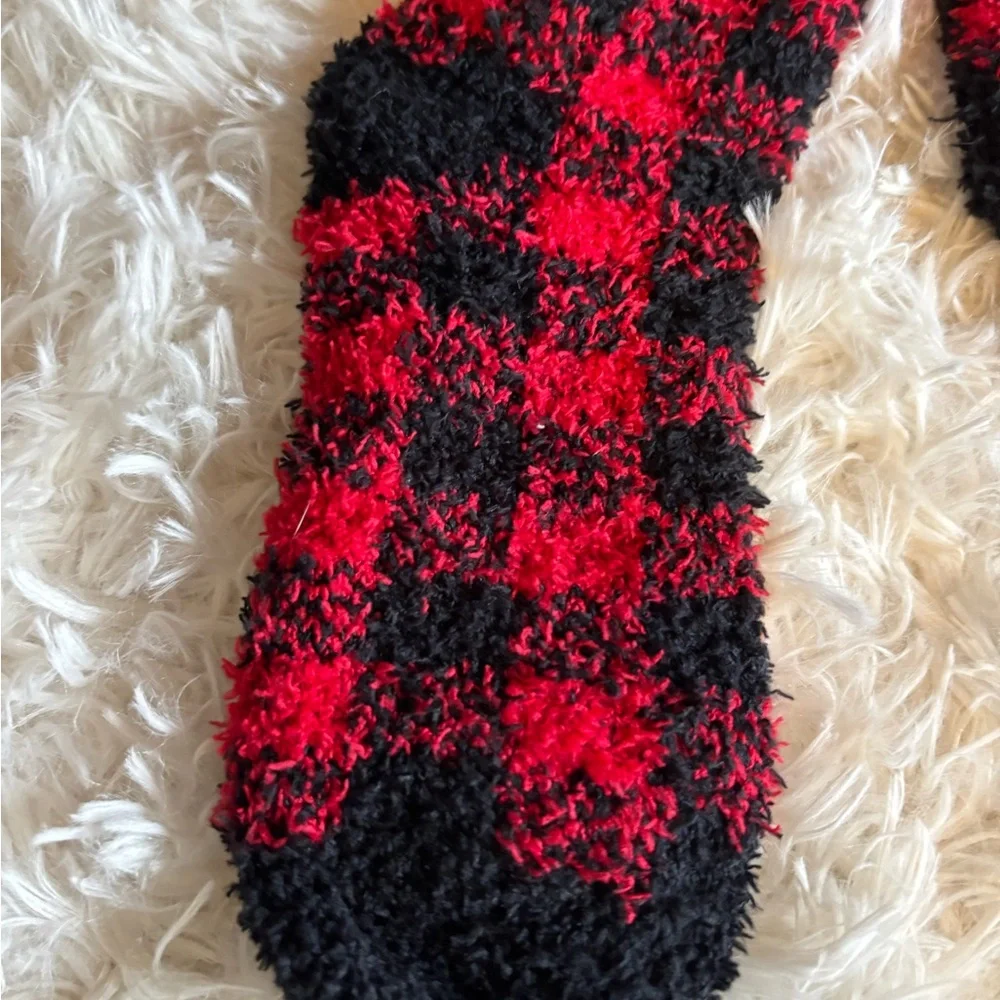 Brand new black and red cabin check fuzzy socks One size